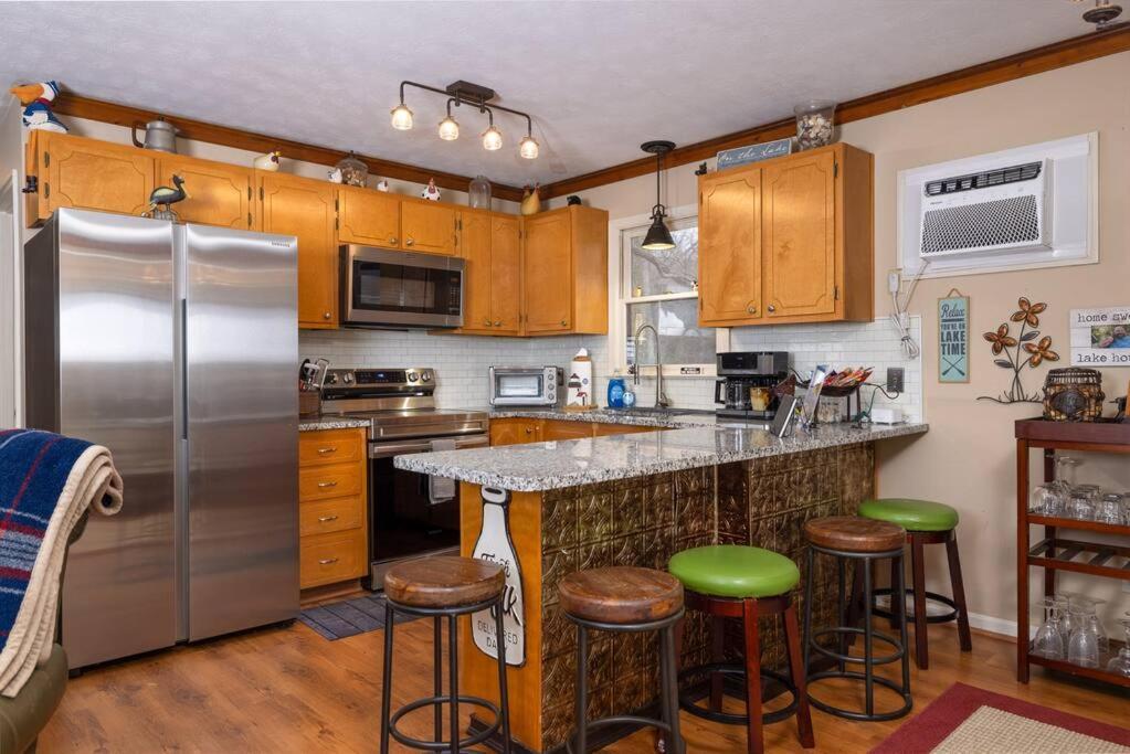 Waterfront Cabin 20 Mins To National Park & Massanutten! Stanardsville エクステリア 写真