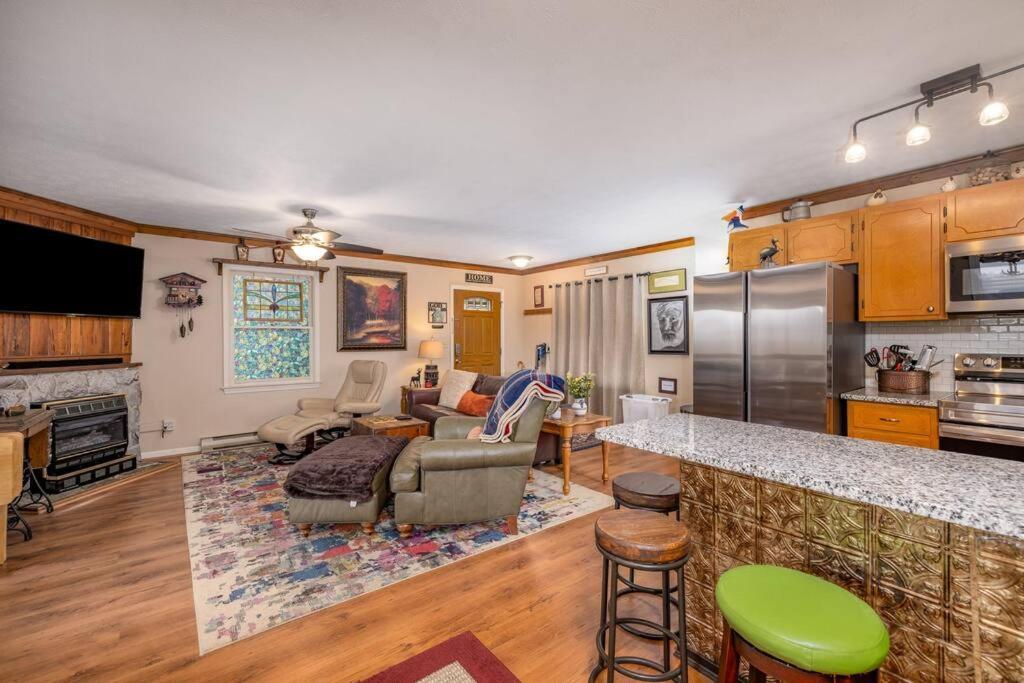 Waterfront Cabin 20 Mins To National Park & Massanutten! Stanardsville エクステリア 写真