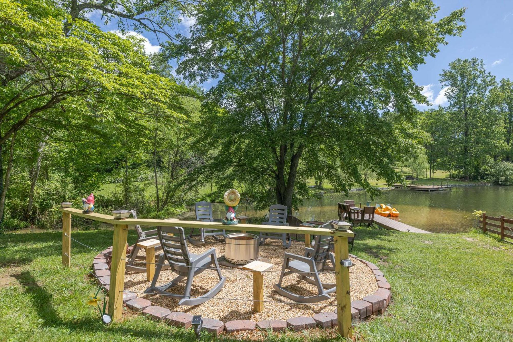 Waterfront Cabin 20 Mins To National Park & Massanutten! Stanardsville エクステリア 写真